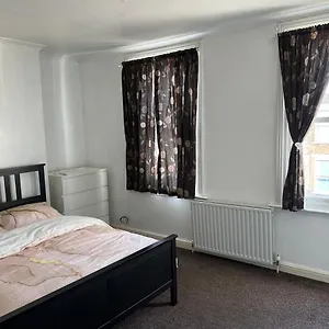 Cozy And Peaceful Guest house