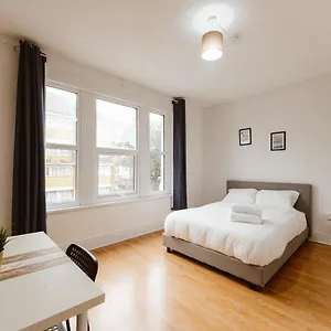 Great In Plaistow Guest house