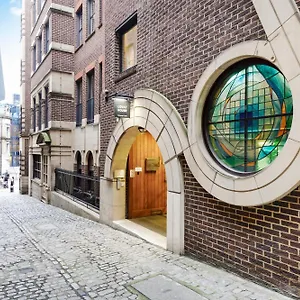 https://monument-serviced-apartments.cambridgehotelsuk.com
